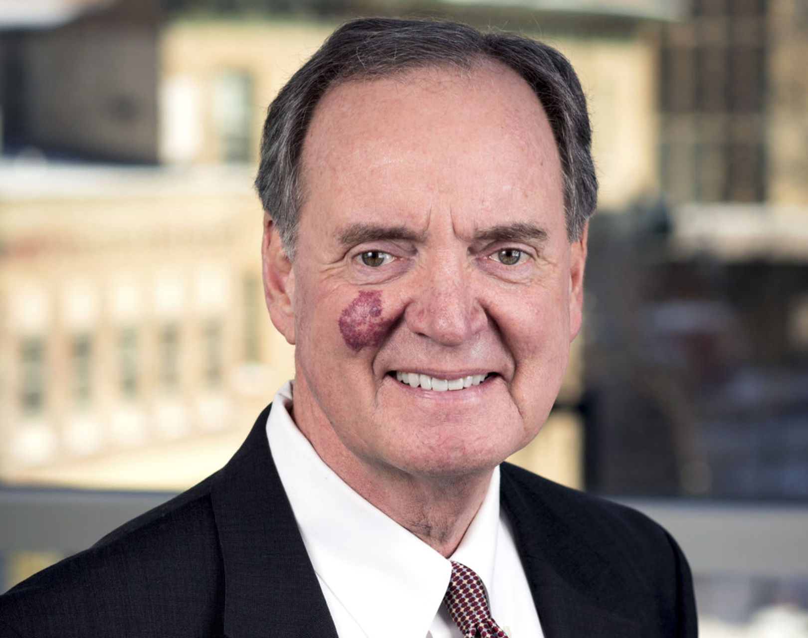 042419-wsj-news-mark-hogan